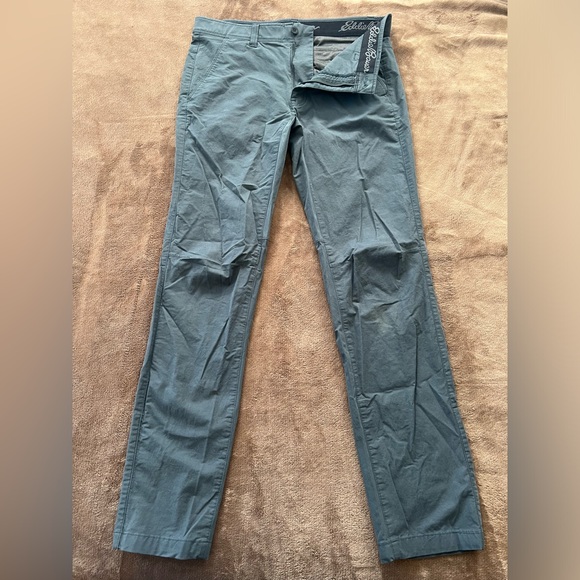 Eddie Bauer Men’s Voyager Flex Chinos - Slim Fit - Picture 5 of 5